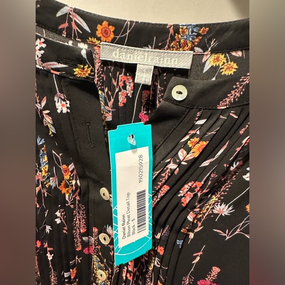NWT Danielrainn blouse size small - Picture 4 of 5
